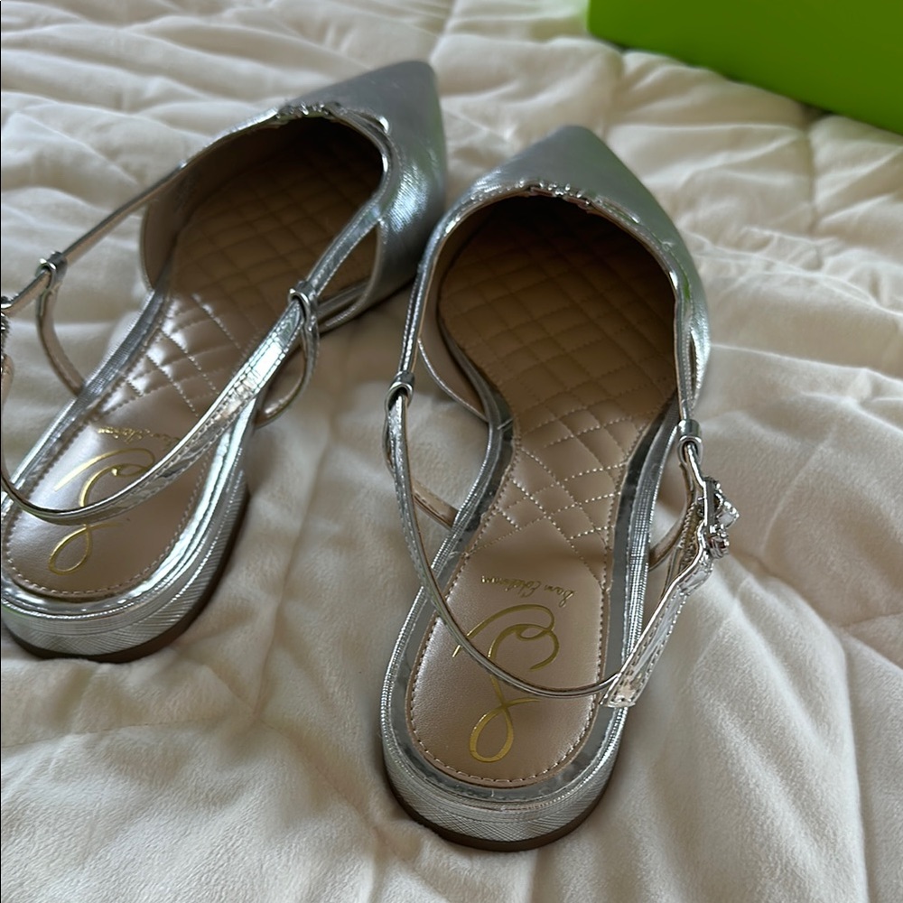 Sam Edelman Silver Metallic Flats - Picture 4 of 5